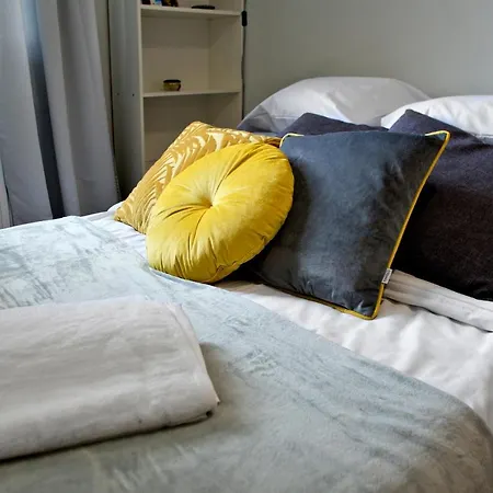 Apartment Mlociny - 2 Bed Serviced Sokratesa